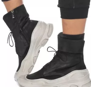 Botas de cuero Lofia 38 nuevas sin caja, hechas en Italia - Imagen 1 de 9