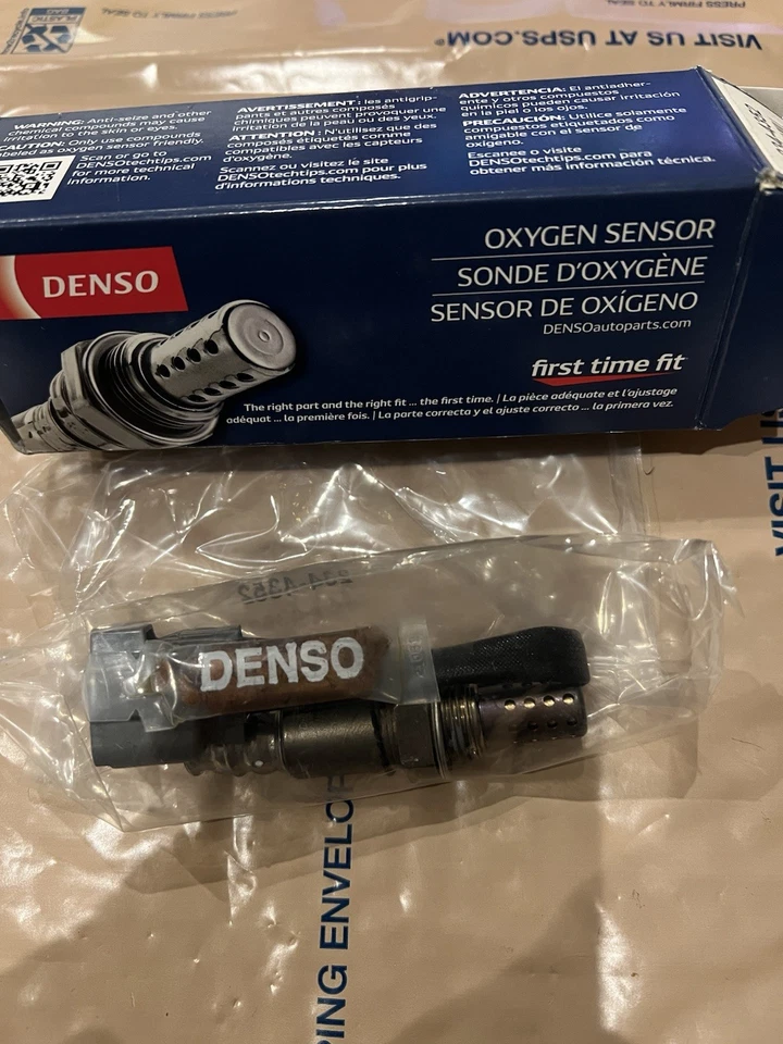 Denso Oxygen O2 Sensor - Direct Fit - 234-4352 - Image 1 of 1