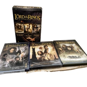 The Lord Of The Rings Motion Picture Trilogy 3 DVD Boxed Set 2004 2 of 3 sealed - Picture 1 of 12