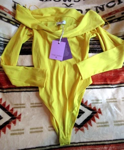 SERGIO HUDSON NWT YELLOW BODY SUIT SIZ M YELLOW ON/OFF SHOULDER LSLV STRETCH RIB - Picture 1 of 8
