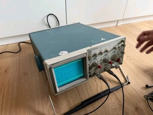 Tektronix Oscilloscope 2215 60MHz 2 Kanal - Bild 1 von 5