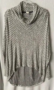 Akemi + Kin Turtleneck Sweater Womens M L Black White Geo Pattern Hi Low Hem - Picture 1 of 8