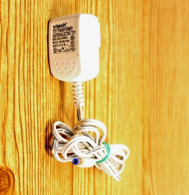 Vtech Toy Transformer 7.5V Charger AC Adapter Power Supply S004LU07500401(1) - Image 1 of 4