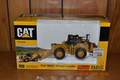 CAT 980G Wheel Loader 1:50 Scale Norscot 55027 - Image 1 of 4