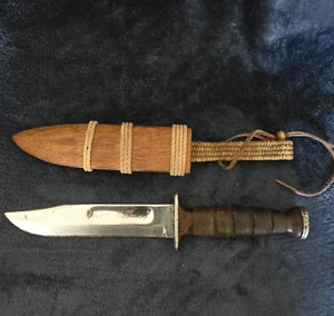 Vintage KA-BAR Military Knife + Sheath Fixed Blade - Picture 1 of 6