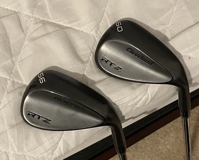 Juego de cuñas Cleveland RTZ negro satinado 56 y 60 grados para diestros Foto 1 de 4