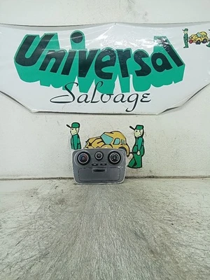 2007 Hyundai Sonata Temperature Control Unit  - Image 1 of 4