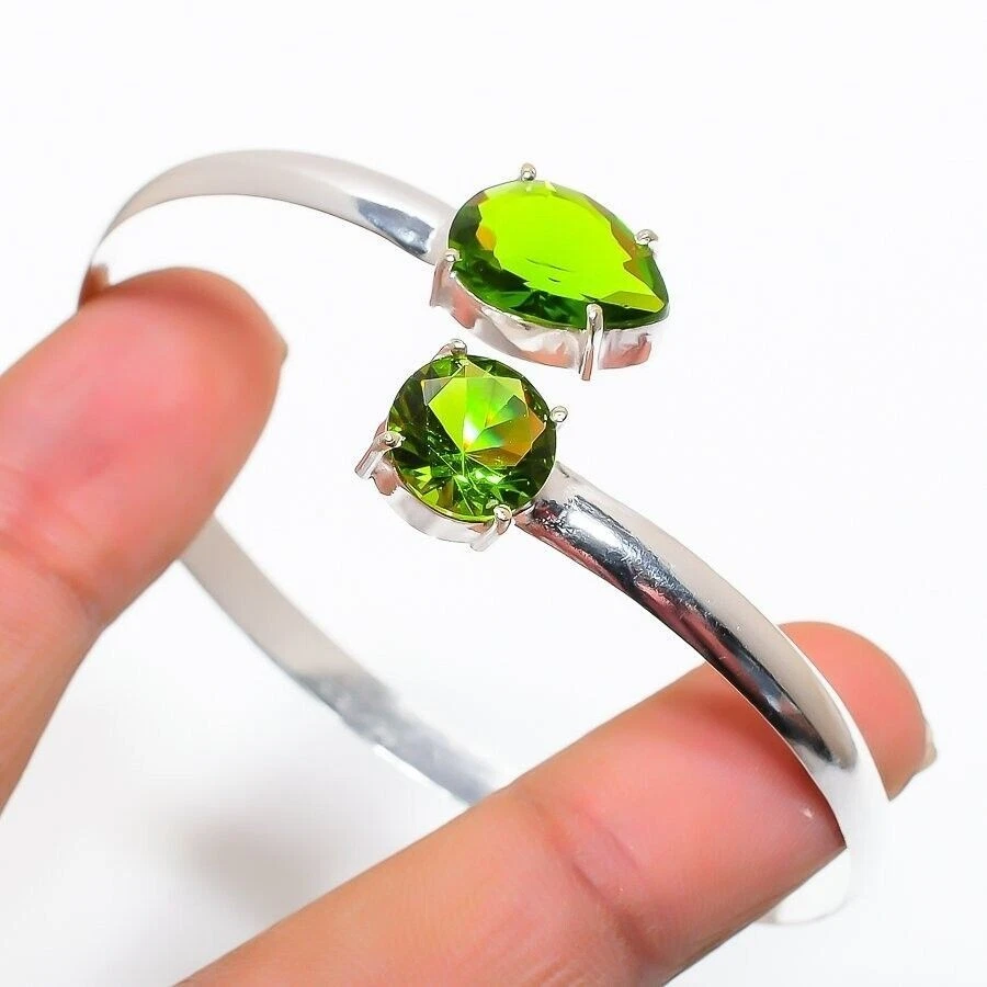 925 Sterling Silver Green Peridot Gemstone Jewelry Handmade Cuff Bracelet - Image 1 of 4