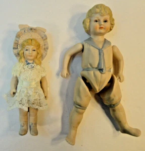 SET/ 2 BSCO Puppen Biskuit Mädchen Japanisches Porzellan Viktorianisches Spitzenkleid Antik  - Bild 1 von 7