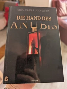 Signierte Thriller - Bild 1 von 2