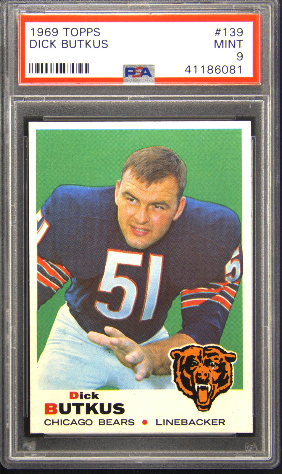 1969 Topps #139 Dick Butkus PSA 9