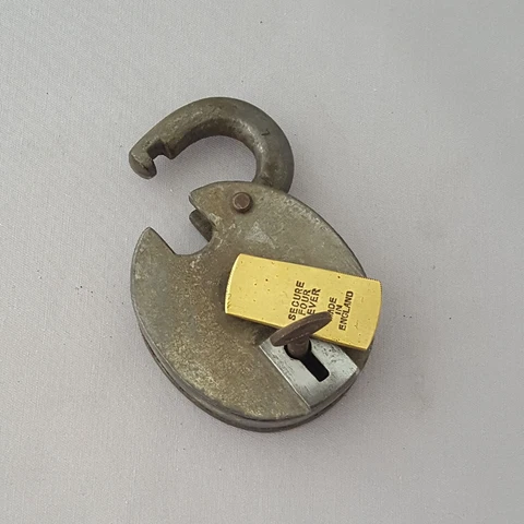 1920s/30s Steel Padlock Cover