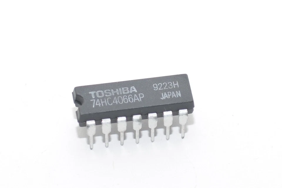 7x IC-Baustein / Analogschalter Toshiba Typ TC74HC4066AP, CMOS Quad Switch, NOS - Image 1 of 1
