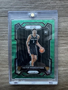 2023 Victor Wembanyama Prizm onda verde #136 - Foto 1 di 2