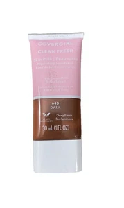 Covergirl Clean Fresh Skin Milk Foundation 640 Dark - Picture 1 of 2