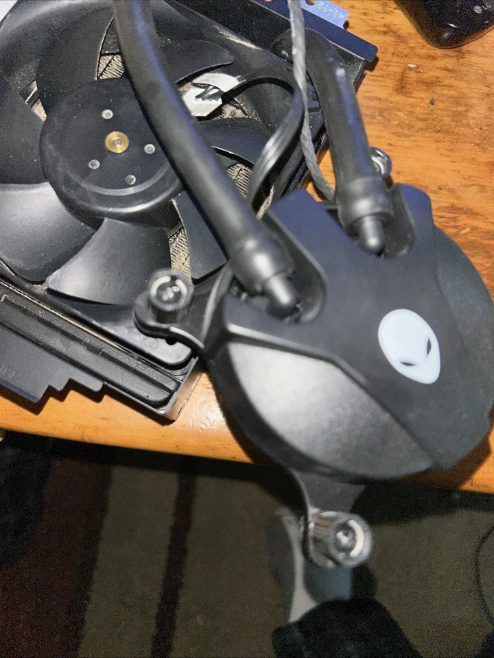 Alienware Aurora R10 R11 R12 Liquid CPU Heatsink & Fan Assembly MH0HN PP749 - Image 1 of 1