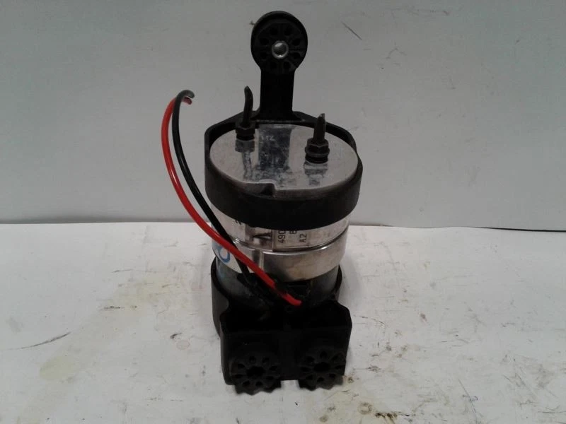 Air Suspension Pump Compressor 02-05 2002-2005 BMW 745i 3451166155 - Image 1 of 4