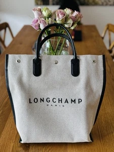 longchamp Essential Canvas Tote Bag Medium - Picture 1 of 11