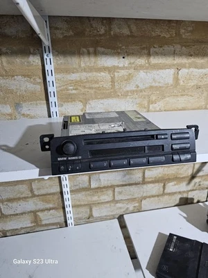 ORIGINAL BMW BUSINESS CD RADIO E46  - Image 1 of 4