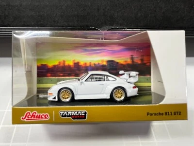 1/64 SCHUCO ASFALTO FUNCIONA PORSCHE 911 GT2 BLANCO Foto 1 de 3
