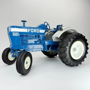 Vintage Ertl Ford 8600 Tractor Diecast Metal Farm Blue Toy Construction - Picture 1 of 20