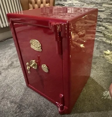 The 1925 Safe Antique Safe Restored - Image 1 of 4