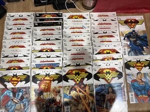 Trinity #1 - 52 Comics DC KOMPLETTE SERIE Superman FRAU Batman 2008 Nm Durchschnitt - Bild 1 von 13