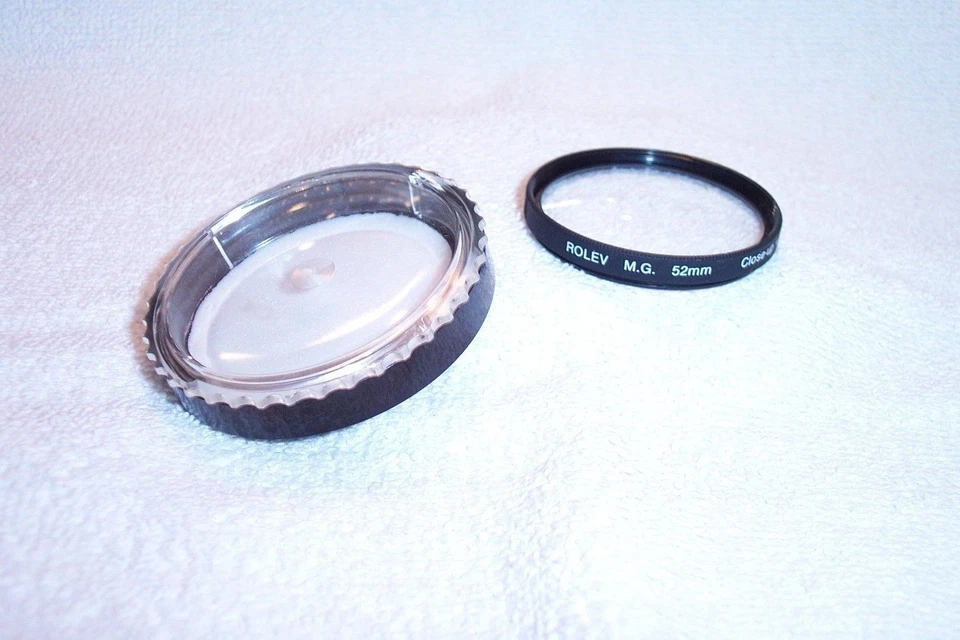 Rolev M.G. 52 mm Close-Up lens (+2) with Case (R-211) - Image 1 of 1