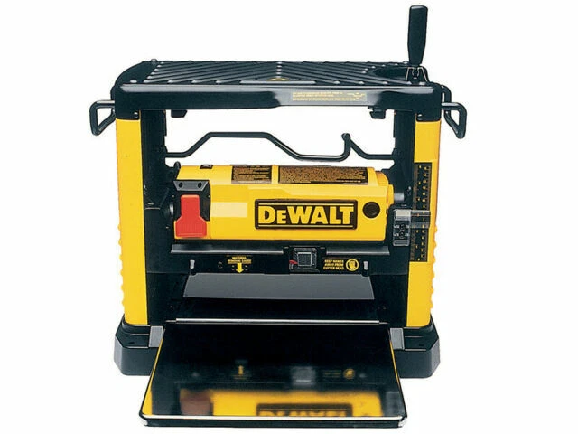 DEWALT Dw733 Portable Thicknesser 1800 Watt, 230 V