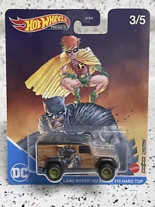 Hot Wheels Premium – Land Rover Defender 110 Hard Top | DC Comics Batman & Robin - Picture 1 of 2