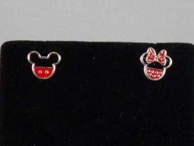 Pendientes Disney Chapados en Plata MINNIE MOUSE MICKEY MOUSE Desajuste $85 Foto 1 de 2