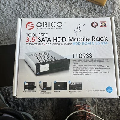 ORICO 2 bahías USB 3.5 a SATA HDD móvil rack HDD-ROM tamaño 5.25 Foto 1 de 4