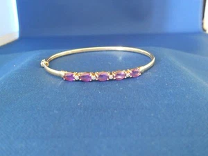 14K Yellow Gold Bangle Bracelet 6.5" Amethyst Stones 5 Grams Vintage Estate - Picture 1 of 11