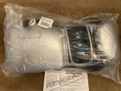Revgear Peak Leather Kick Boxing / Jiu Jitsu 14ozTraining Gloves Black& Silver - Image 1 of 4