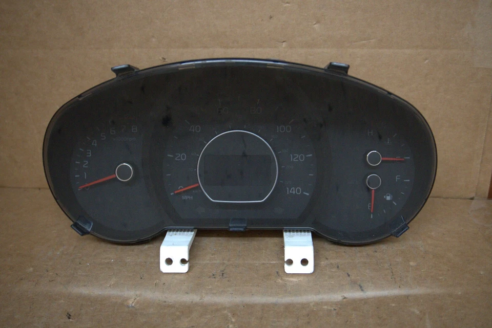 Kia Soul 2014 cabezal de instrumento velocímetro medidor panel fabricante de equipos originales 137.404 millas Foto 1 de 4