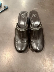 Vintage fashion bug shoes - Picture 1 of 7