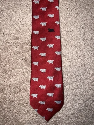Corbata Chipp Red Sheep Novedad 100% Seda - Hecha en EE. UU. - Diseño Oveja Negra Foto 1 de 4