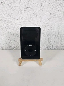 Apple iPod Classic 5. Generation (A1136) 30GB - Schwarz - Bild 1 von 5