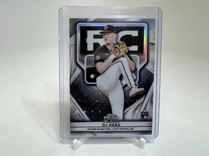 2025 Topps Chrome Black - Rookie Design Variations DJ Herz #43 (RC) - Bild 1 von 2