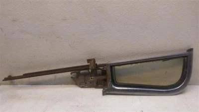 Правое переднее вентиляционное стекло для 4-дверного седана Chevrolet Bel Air 1960 года выпуска - Изображение 1 из 4