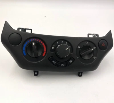 2007-2011 Chevrolet Aveo AC Heater Climate Control Unit OEM C03B45018 - Image 1 of 4