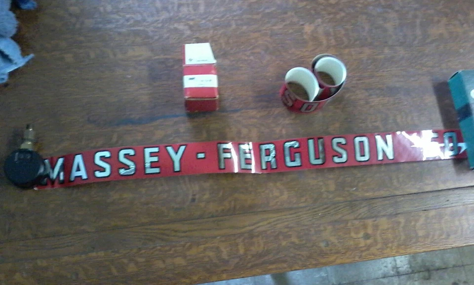 Decsls vintage de Massey Ferguson Foto 1 de 1