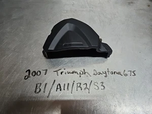 2007 07 TRIUMPH DAYTONA 675 FRONT SPROCKET COVER GUARD - Picture 1 of 4