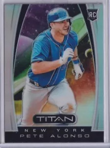 Panini Titan Holo #1 2019 Pete Alonso RC - Foto 1 di 1