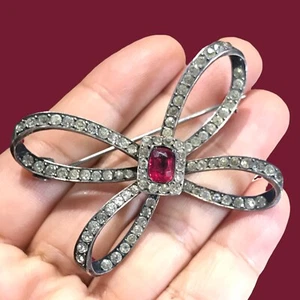 Broche pajarita victoriano plata esterlina rubí estrás - Imagen 1 de 6