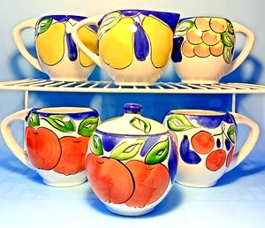TUTTI FRUTTI SET TABLETOPS UNLIMITED HDPTD. 4 MUGS, CREAMER, COVERED SUGAR BOWL - Picture 1 of 17