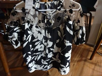Новый с Ярлыками простой вкус размер XL черный w белый цветы чистый вырез замочная скважина блузка - Изображение 1 из 4