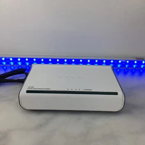 Tenda 5-Port Fast Ethernet Switch S105 FREE UK P&P #212 - Picture 1 of 3