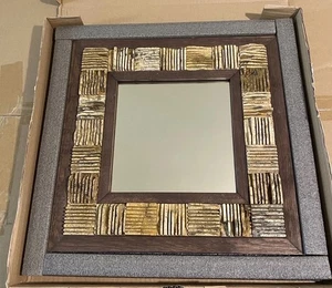 Handcrafted Mirror in Solid Wood and Mystic Travertine - 15.7" x 15.7" - Picture 1 of 5