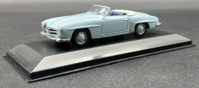 Minichamps 1/43 Mercedes Benz 190 SL  Cabriolet 1955-62 Blue 430033136 - Image 1 of 4